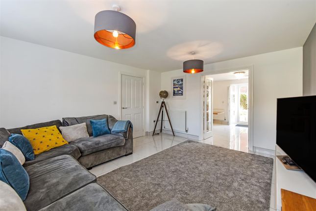 15, Wyndham Drive, Romsey photo 3