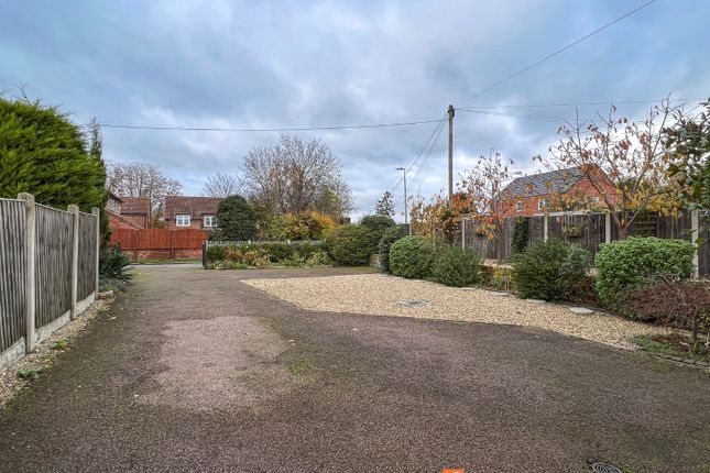 Bungalow for sale in North End, Farndon, Newark