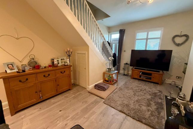3 Thomas Street, Durham photo 3