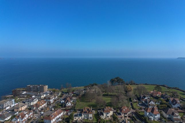 Wavecrest, Paignton