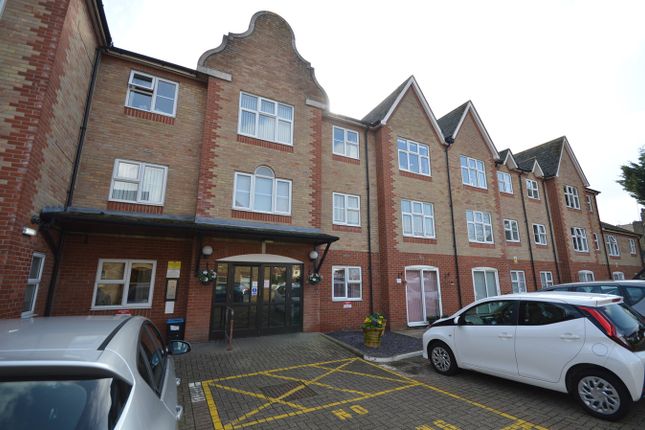 Flat for sale in Godfreys Mews, Chelmsford
