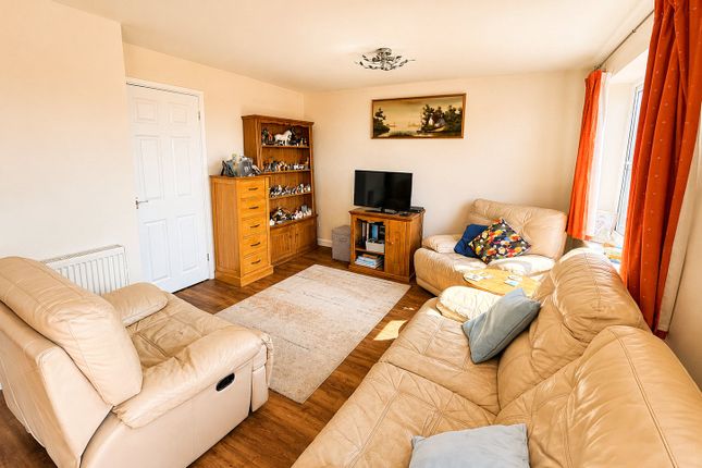 2, Cale Way, Somerset photo 3