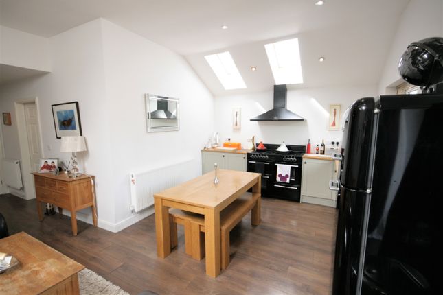 18a, Main Road, Shavington photo 4