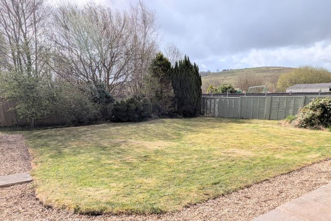 13, Samuels Road, Cwmllynfell photo 3
