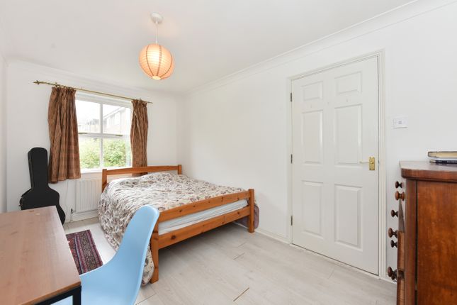 Mews house for sale in Louisa Close, London