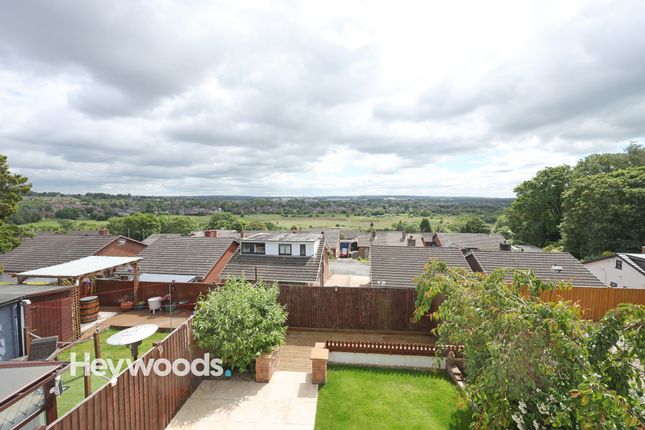 4 Denbigh Close, Newcastle photo 4