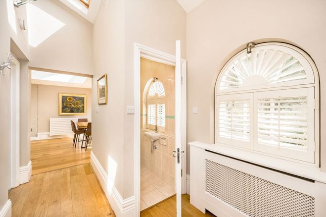 28, Langside Avenue, London photo 4