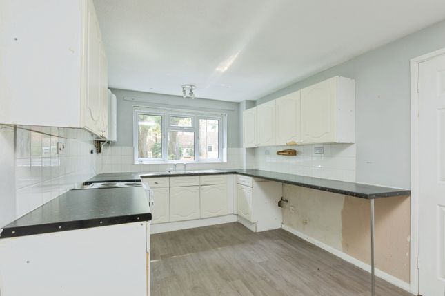 129, Caxton Close, Hartley photo 3