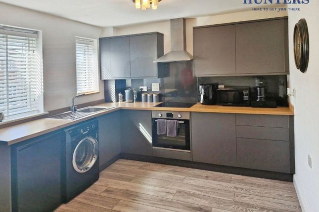 7, Salisbury Close, Rugeley photo 2
