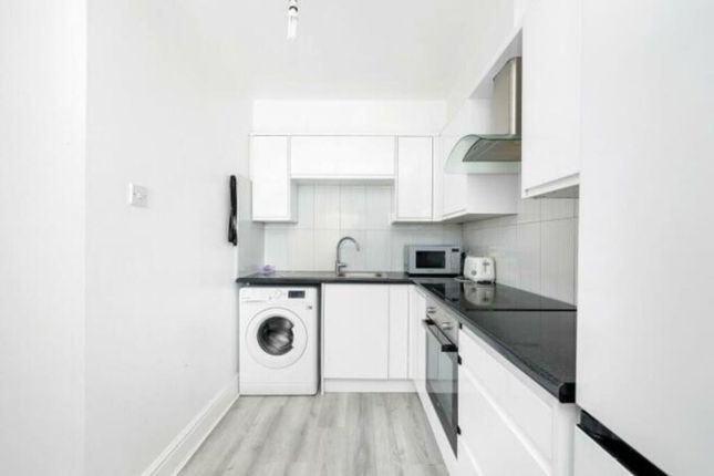 Hanover Place, Bow photo 2