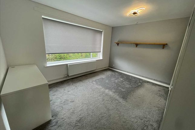 Flat to rent in Chadley Close, Solihull