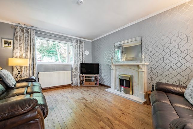 29 Wattlow Avenue, Rutherglen, Glasgow photo 2