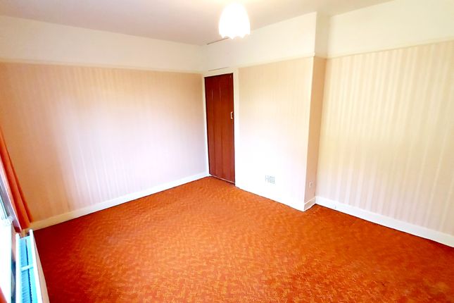 44, Lilac Avenue, Clydebank photo 4