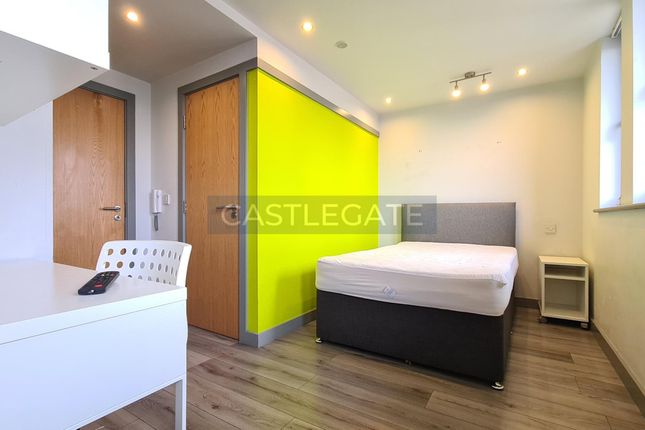 Room 84, The Works At Standard House (3)