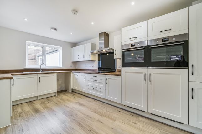 1347137-13-68Dfdd...