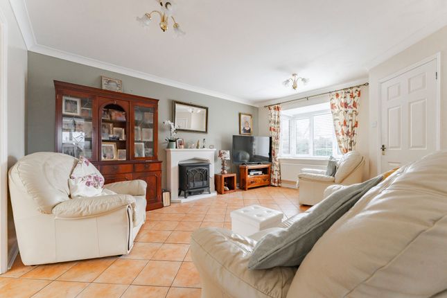 57 Martham Road, Great Yarmouth photo 3