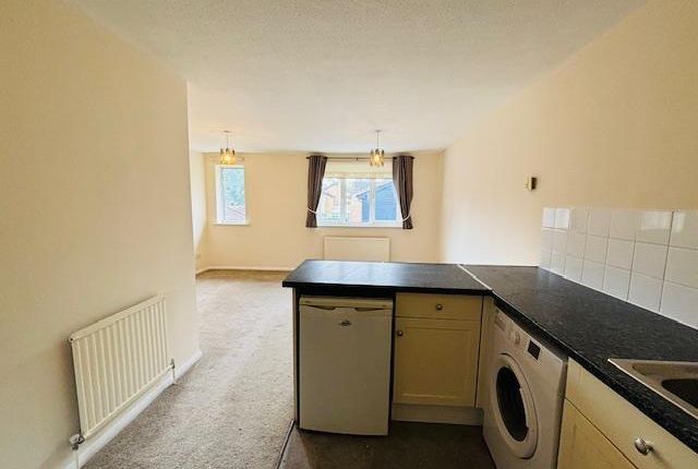 Maisonette to rent in Downhall Ley, Buntingford, Herts
