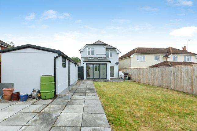 3, Cornelia Crescent, Poole photo 4