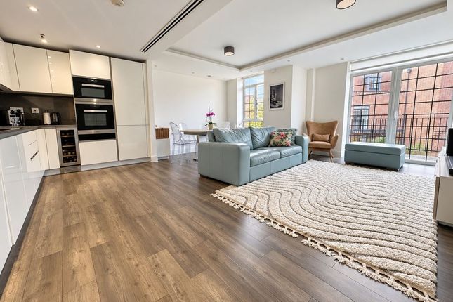 81 Chandos Way, Hampstead Garden Suburb photo 3