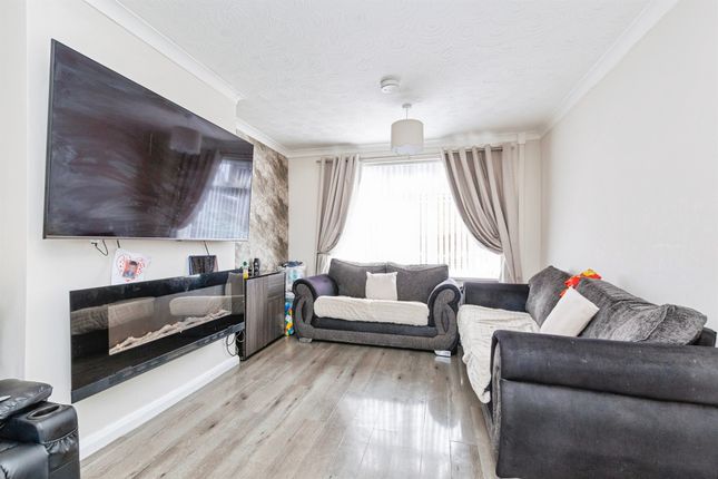 3, Shaw Grove, HARTLEPOOL photo 3