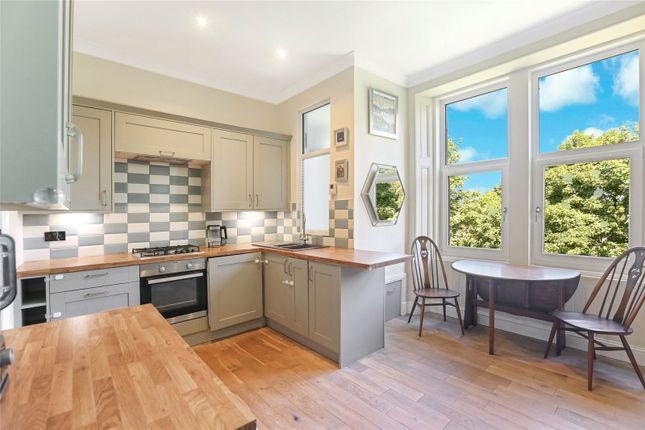 2/1, 7, Mavisbank Terrace, Renfrewshire photo 4