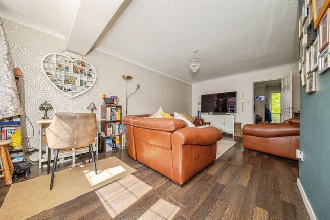 141, Lavenham Road, Ipswich photo 4