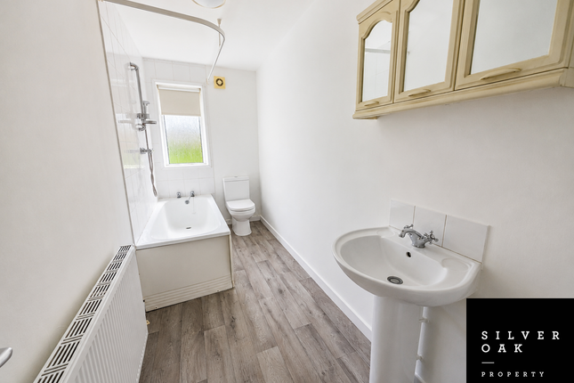 5 Stryd Emma, Llanelli photo 5