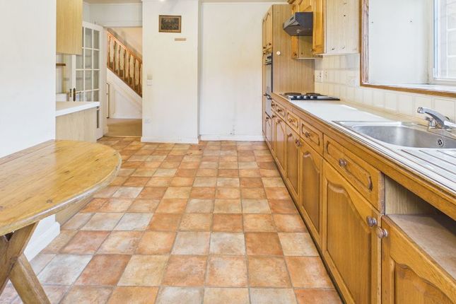 6, Hayes End Manor, South Petherton photo 4