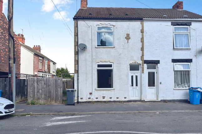 2-bed semi-detached on 43, Lorraine Street, Hull, £40,000
