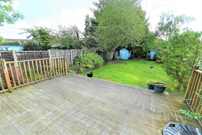 Thumbnail Bungalow for sale in Church Road, Iver Heath, Buckinghamshire