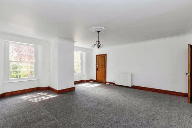 Flat for sale in West End, March