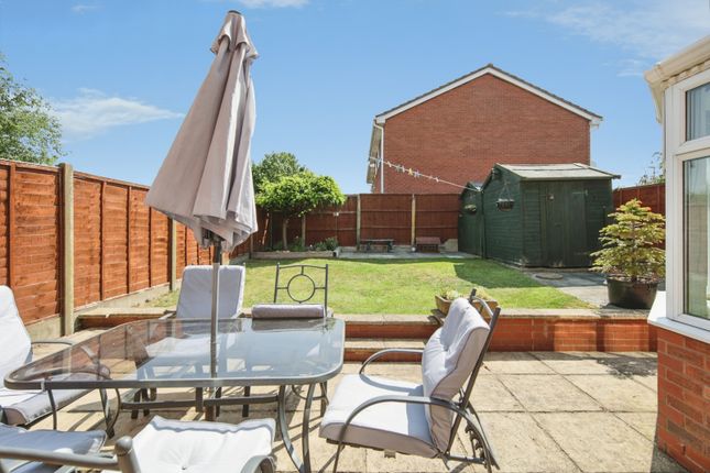 22, Choyce Close, Warwickshire photo 4