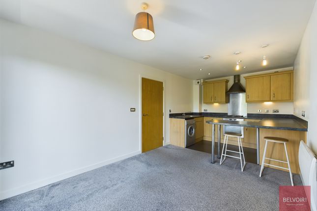 14, Victory Apartments, Swansea photo 2