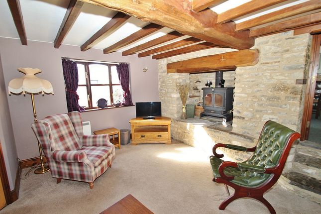 24, Crawley Road, Witney photo 2