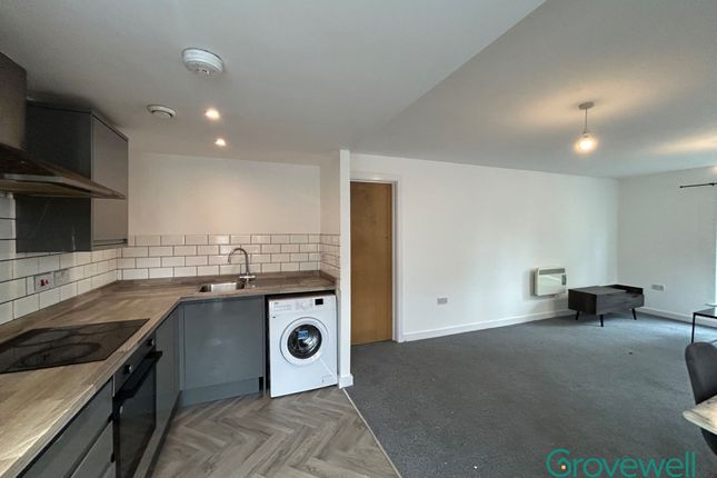 35 Agate Mews, Salford photo 3