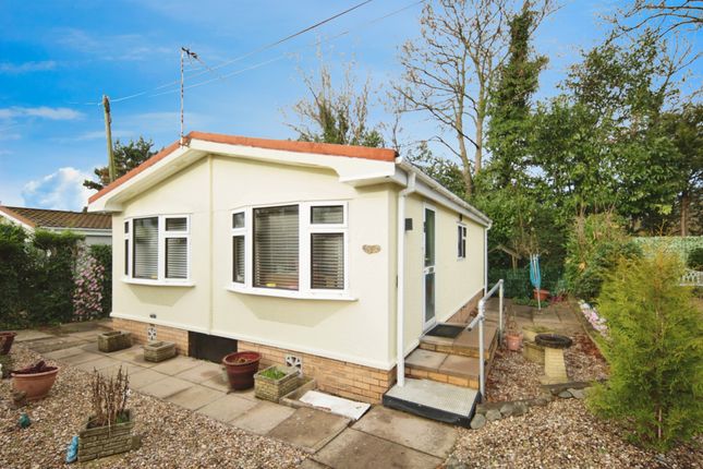 2-bed caravan on 18, Meriden Park Homes, Main Road, Coventry, £85,000