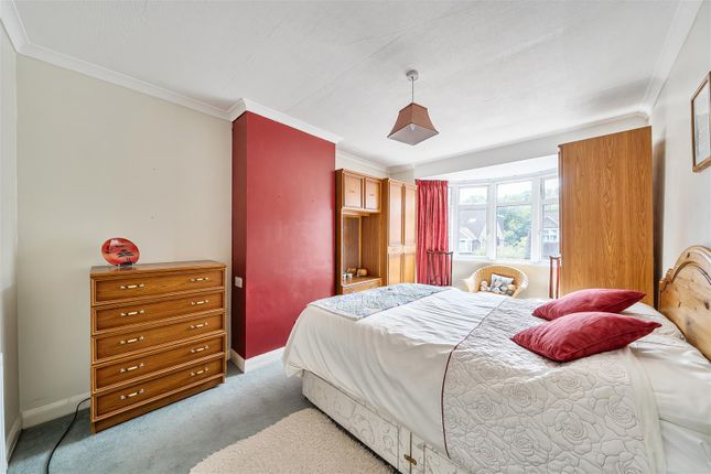 54, Harvey Road, Rickmansworth photo 4
