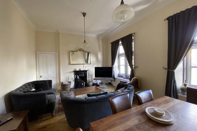 Flat for sale in Church Street, Calne