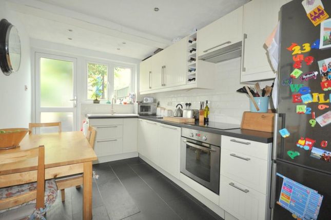 24, Acme Road, Watford photo 2