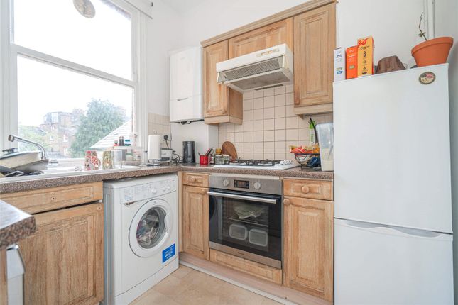 Flat for sale in Crouch Hill, London