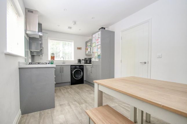 3, Farm Road, Eastleigh photo 2