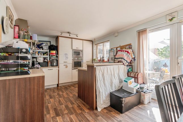 11, Barrington Way, Wellington photo 4