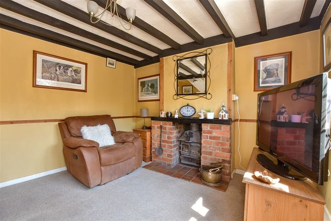 Millers Lane, Newport photo 2