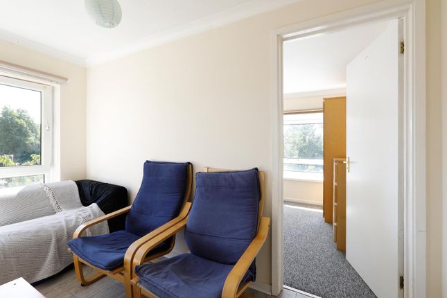 352, Highbrook Close, Brighton photo 5
