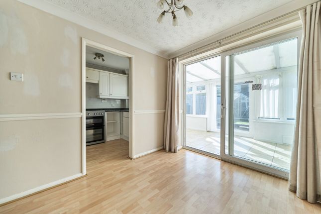 17, Seymour Lane, Southampton photo 4