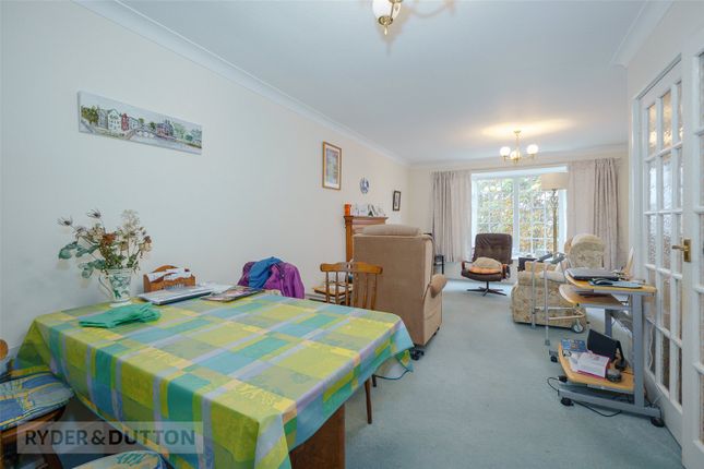 Arncliffe Court, Huddersfield photo 3