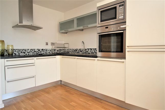 1 bed flat to rent in Ability Place, 39 Millharbour, Canary Wharf E14