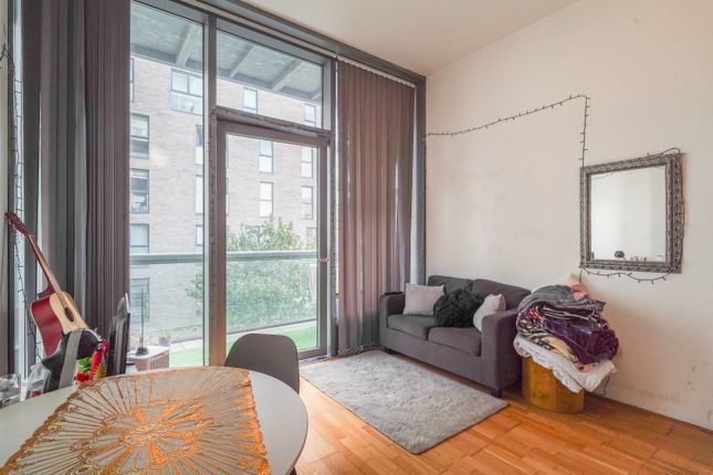Apartment 120 Abito, 4, Clippers Quay, Salford photo 3