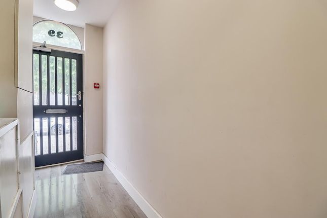 39, Clarence Street, Southend-on-Sea photo 3