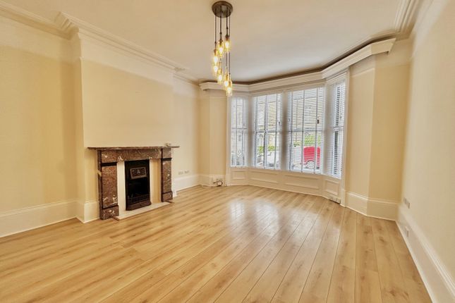 4, Harrogate photo 5